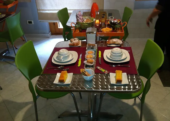 Alojamento de Acomodação e Pequeno-almoço Elia's