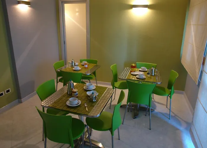 Elia's Alojamento de Acomodação e Pequeno-almoço 3*