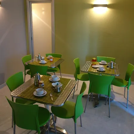 Elia's Bed & Breakfast 3*