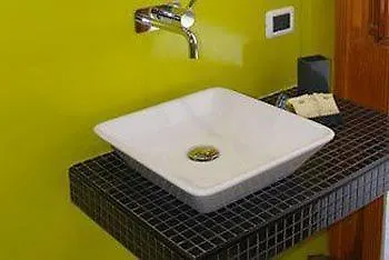 Elia's Bed & Breakfast 3*